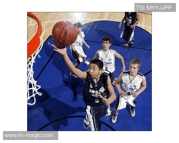 足球明星的粉丝如何影响篮球文化与运动热潮的交融与发展